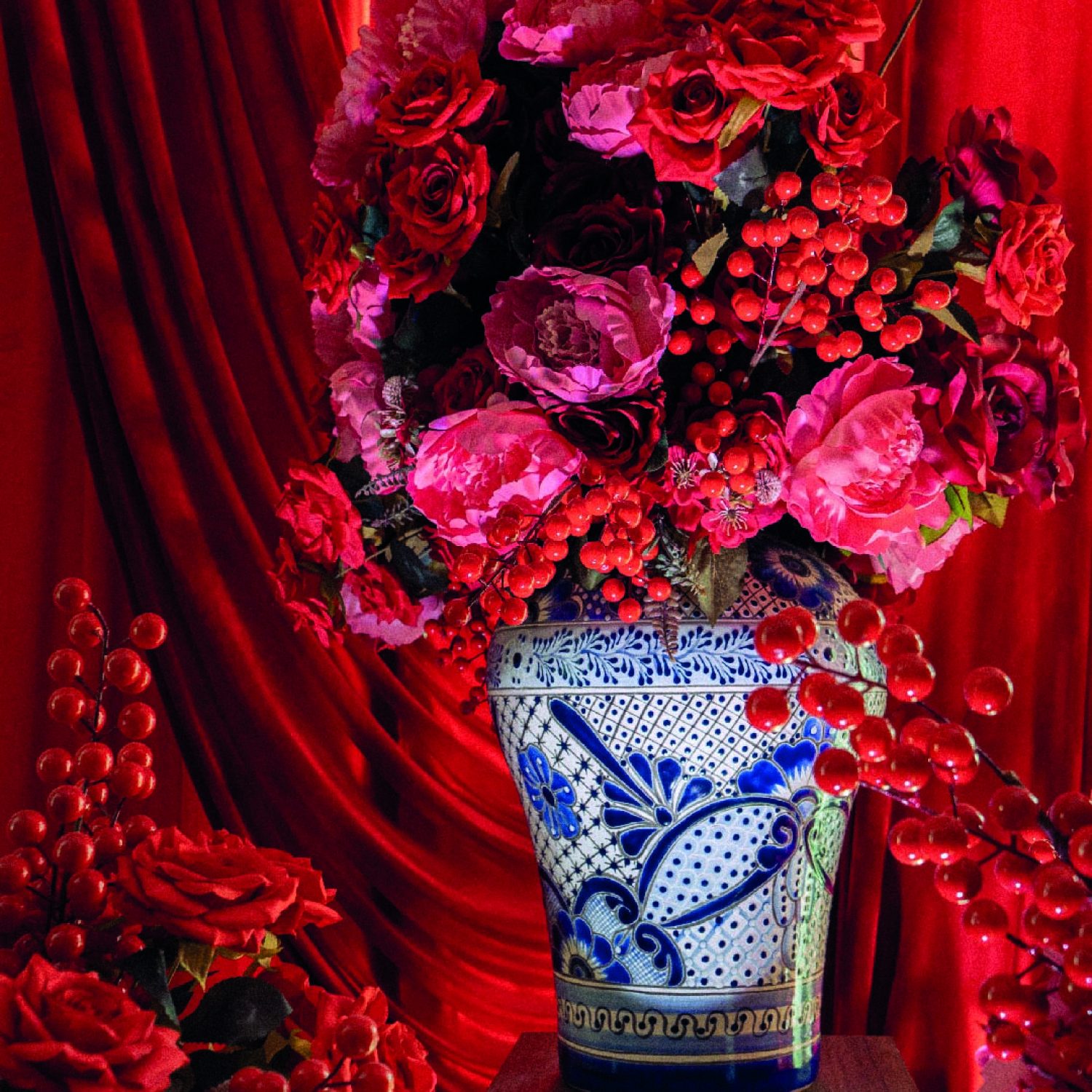 CAROLINA HERRERA_Mesa de trabajo 1-04